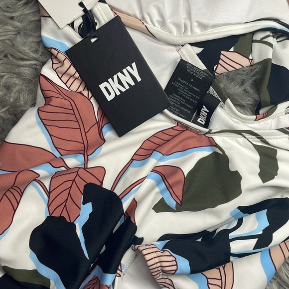 DKNY Women's One Piece Swimsuit - Multicolor Leaf Print - Picture 6 of 7